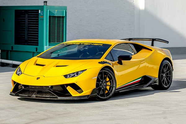 lamborghini rental dubai