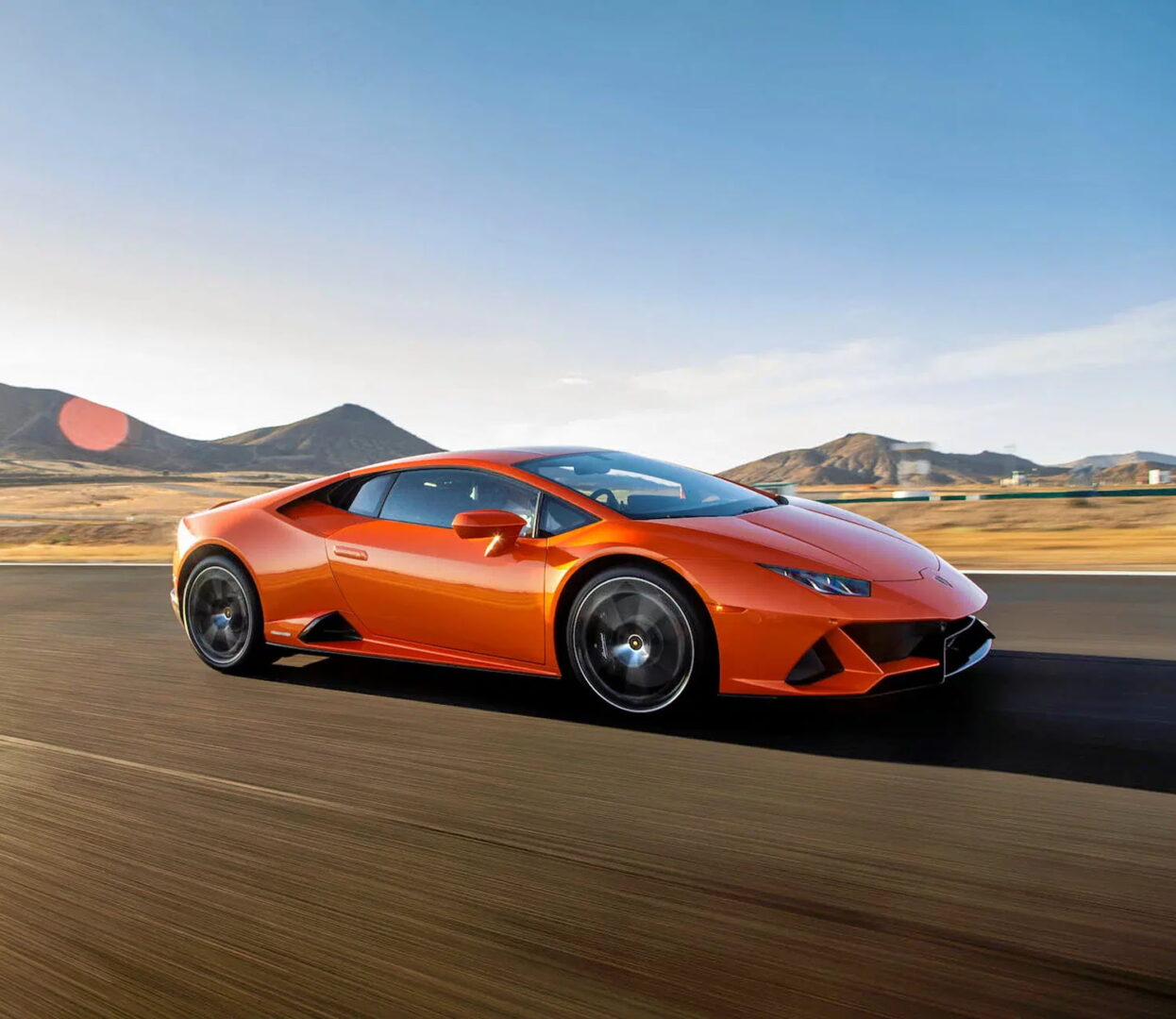 Lamborghini rental in Dubai