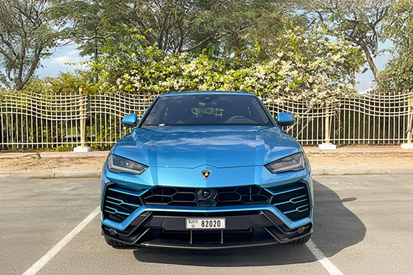 Lamborgini URUS Blue