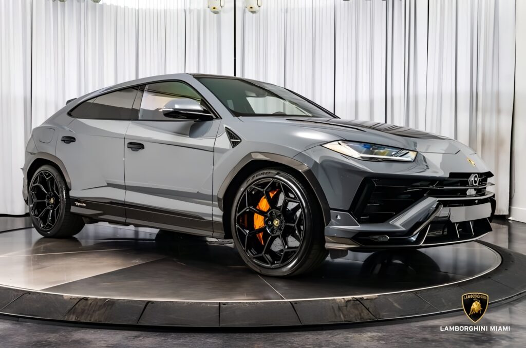 Lamborghini rental in Dubai